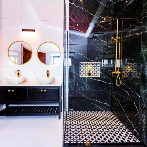 Standard Queensize (Room 11)